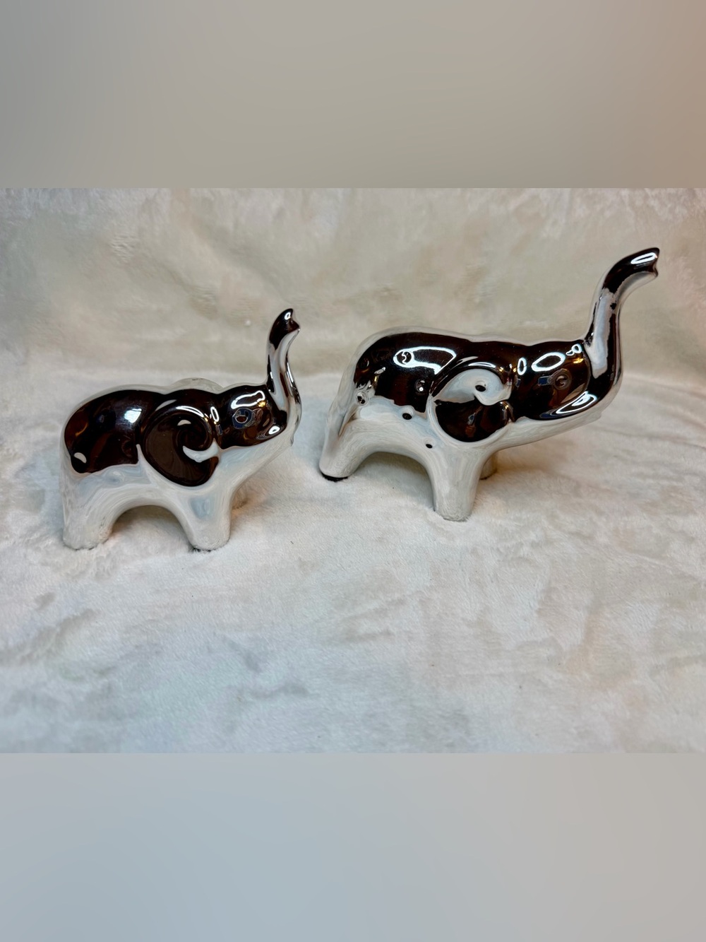 Silver Ceramic Elephant Figurine Set - Home Art